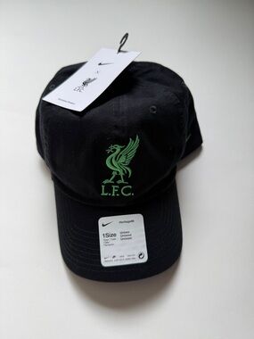Nike x Liverpool Crest Unisex Baseball Cap Black OSFA